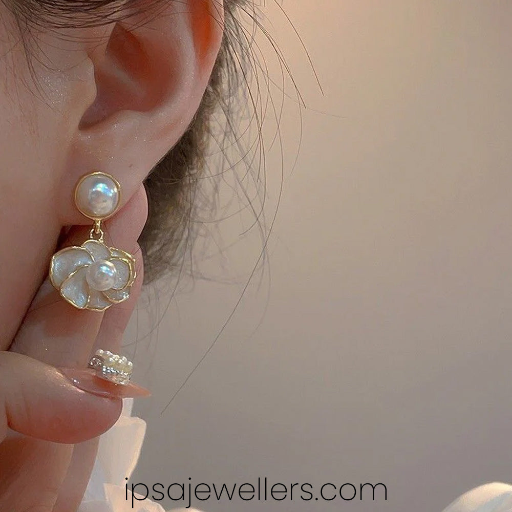 White Shell With Pearl Earrings
