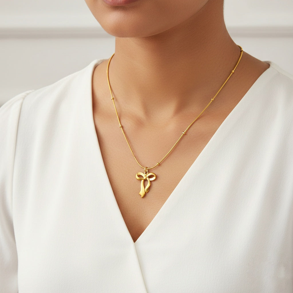 Golden Bow Necklace - Anti Tarnish