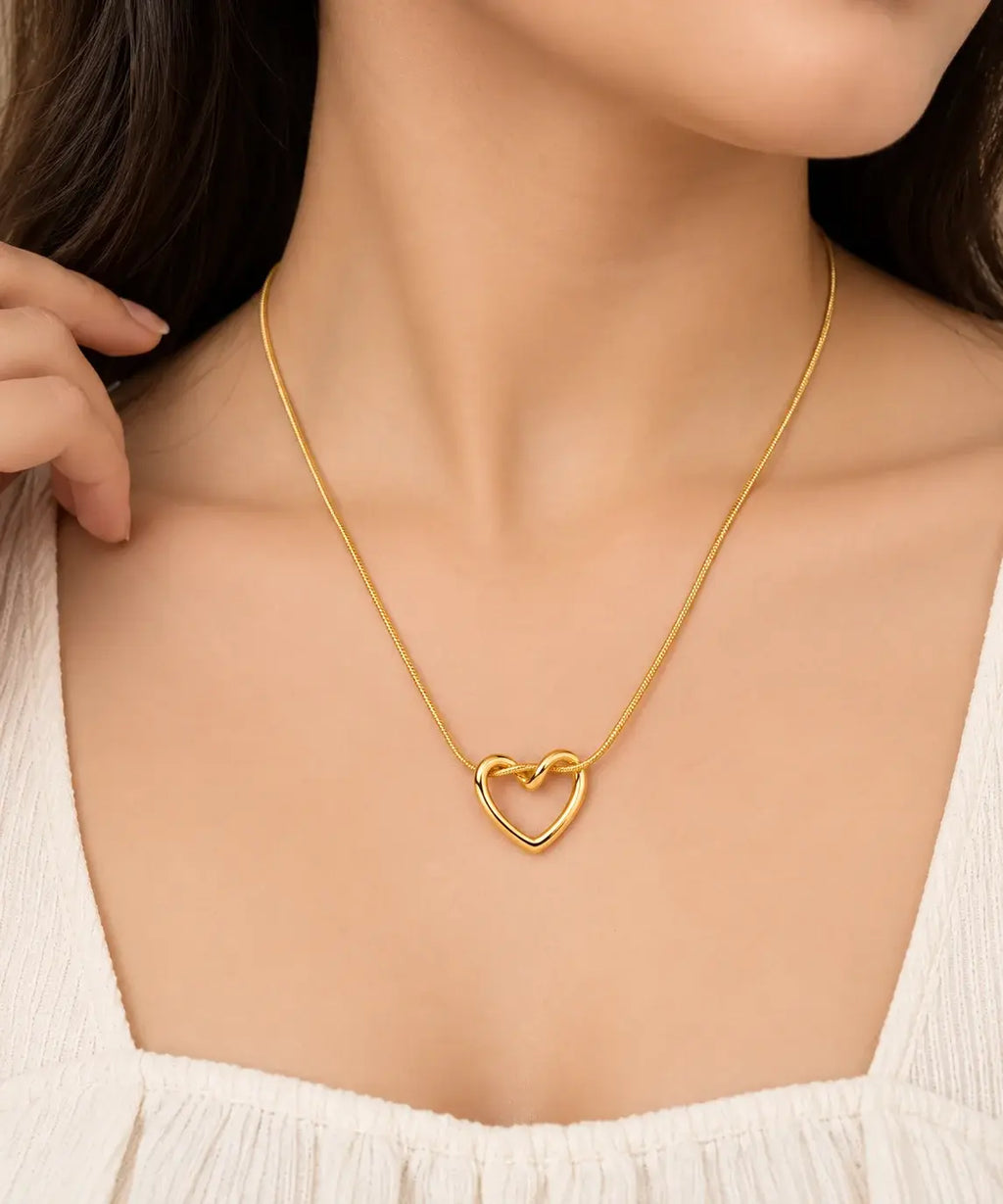 Infinite Heart Necklace - Anti Tarnish