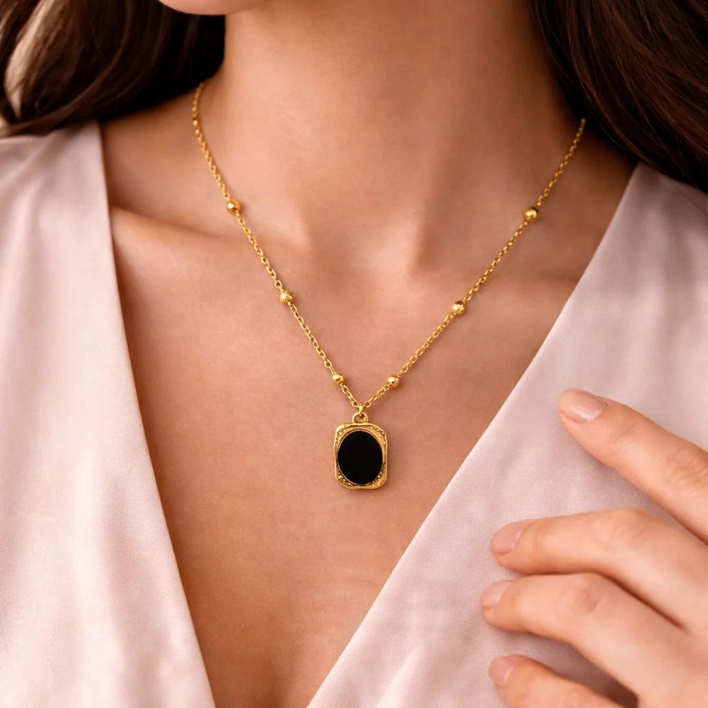 Black Pendent Chain Necklace - Anti Tarnish
