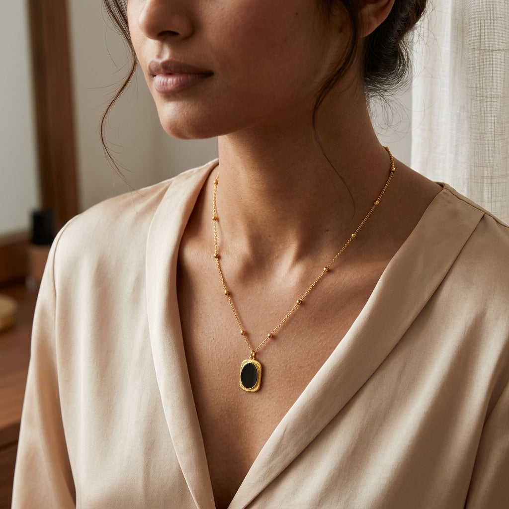 Black Pendent Chain Necklace - Anti Tarnish